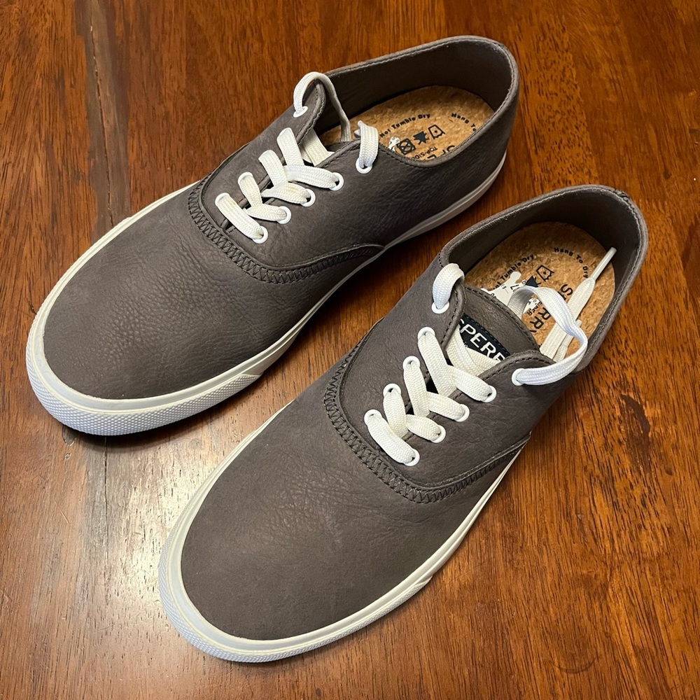 SPERRY suede sneaker, grey, mens size 10